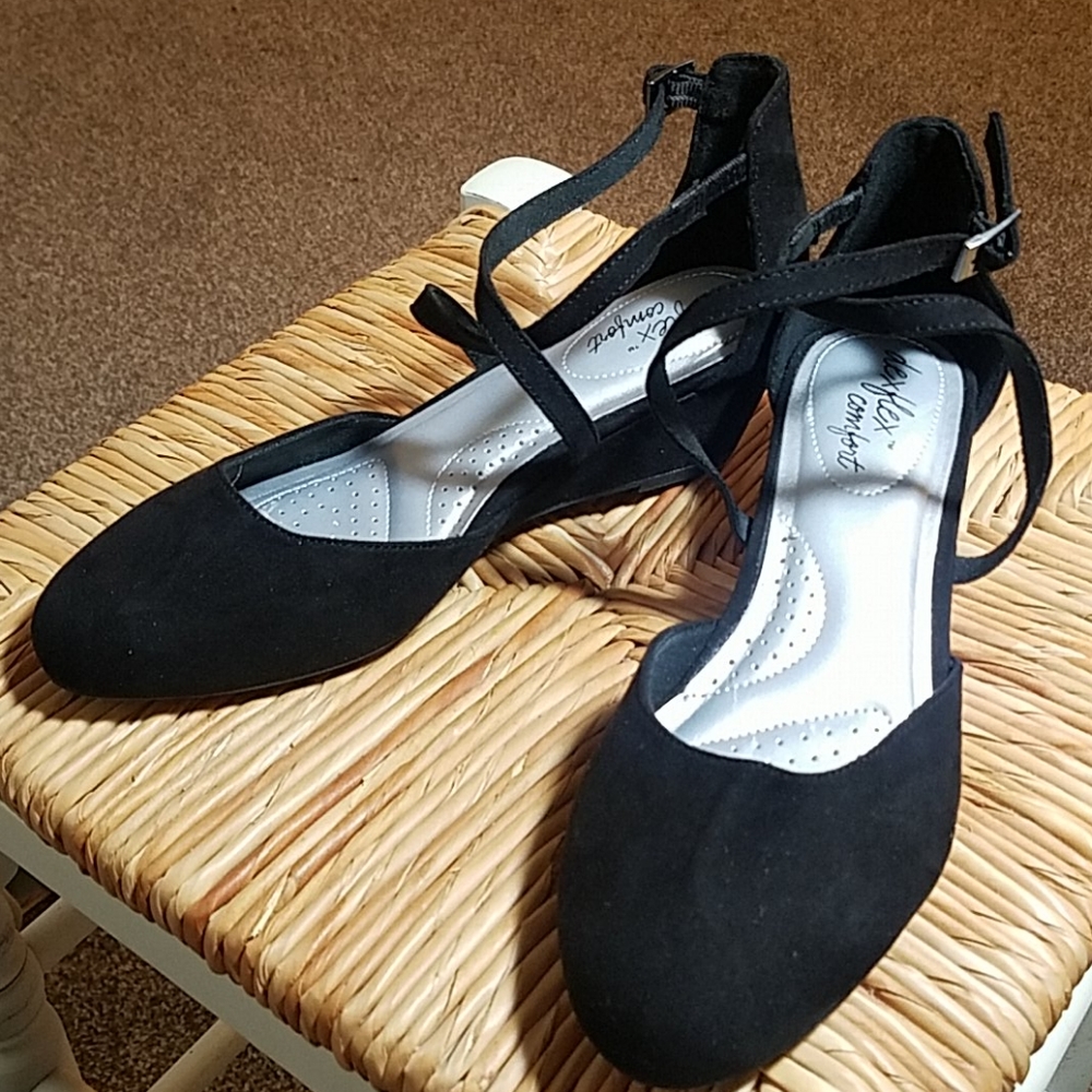 Flat wedge comfy shoes